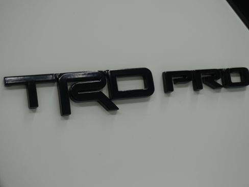 Used 2016 Toyota 4Runner TRD Pro AWD/4WD image 8