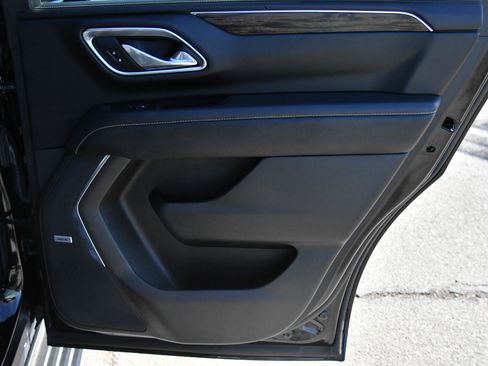 Used 2023 Chevrolet Tahoe Premier w/ Advanced Technology Package RWD image 59