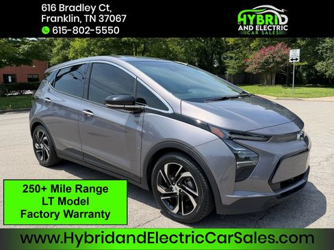 Used 2023 Chevrolet Bolt LT w/ Driver Confidence Package FWD image 1
