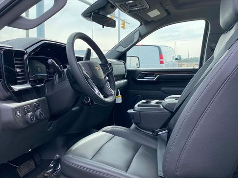 New 2025 Chevrolet Silverado 1500 LT image 11