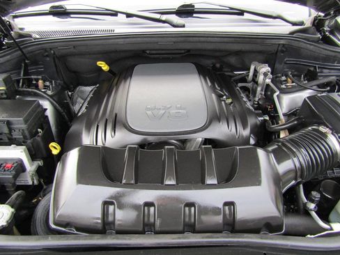 Used 2013 Jeep Grand Cherokee Overland Summit image 22