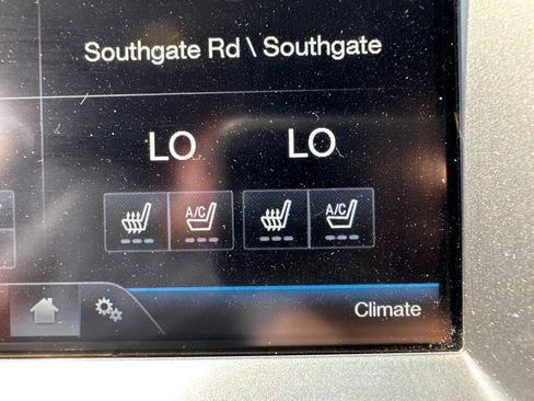 Used 2014 Ford F150 Lariat w/ Equipment Group 501A Mid image 22