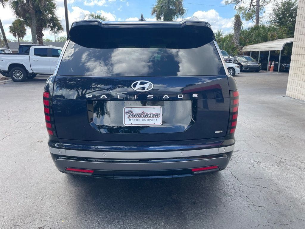 Used 2026 Hyundai Palisade Limited AWD/4WD image 4