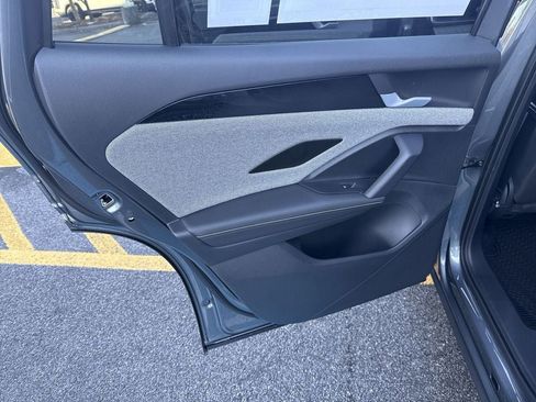 New 2026 Volkswagen Tiguan S image 21