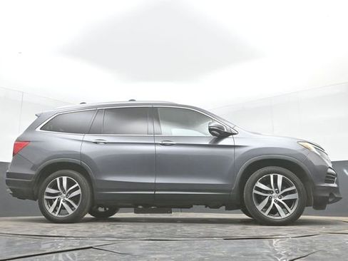Used 2016 Honda Pilot Touring image 34