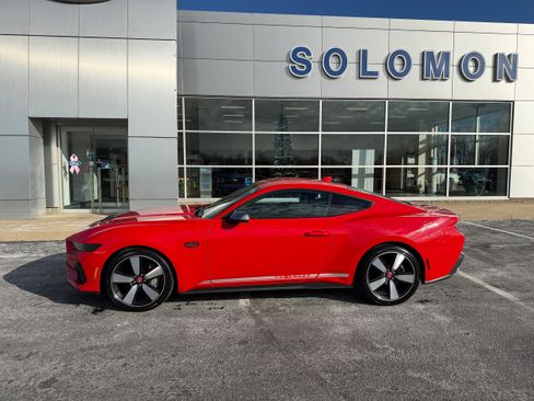 Certified 2025 Ford Mustang GT Premium w/ 60th Anniversary Package image 9