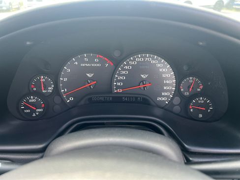 Used 2004 Chevrolet Corvette Base w/ Preferred Equipment Group image 14