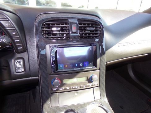 Used 2012 Chevrolet Corvette Convertible image 21