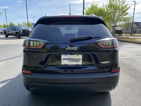 Used 2020 Jeep Cherokee Latitude image 8