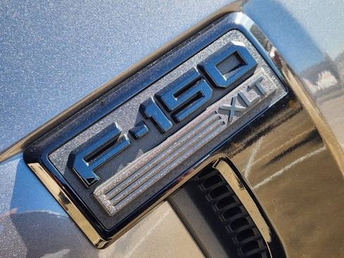 Used 2024 Ford F150 XLT w/ XLT Black Appearance Package image 11