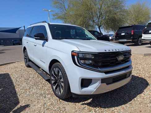 New 2026 Ford Expedition Platinum w/ Driver's Package image 33