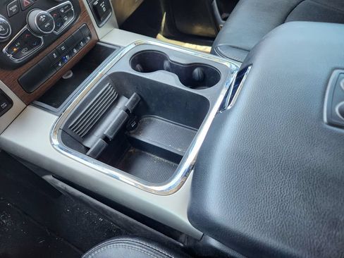 Used 2017 RAM 1500 Laramie w/ Convenience Group AWD/4WD image 22