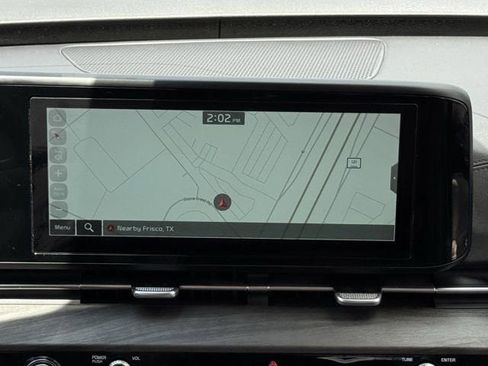 Used 2024 Kia Carnival EX FWD image 14