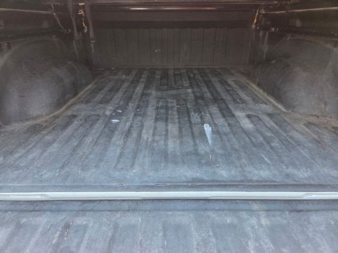 Used 2023 RAM 1500 Laramie AWD/4WD image 16