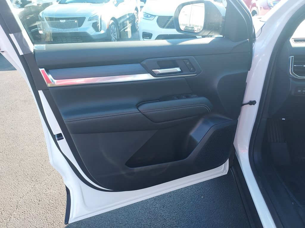 New 2027 GMC Terrain Elevation w/ LPO, Floor Liner Package FWD image 12