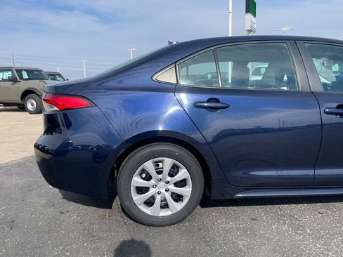 Used 2024 Toyota Corolla LE image 31