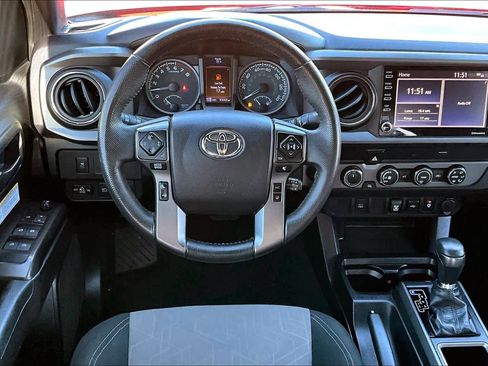 Used 2020 Toyota Tacoma TRD Off-Road image 6