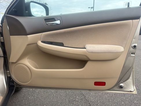 Used 2007 Honda Accord VP image 24