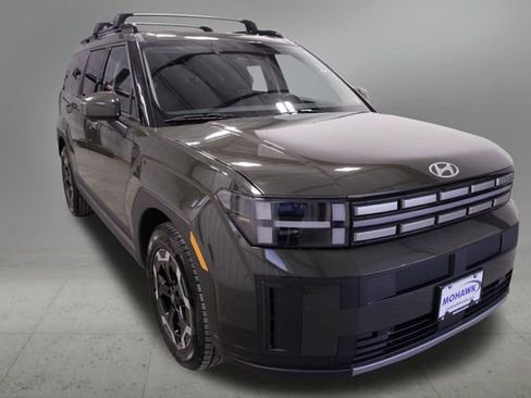 Used 2025 Hyundai Santa Fe SEL image 8