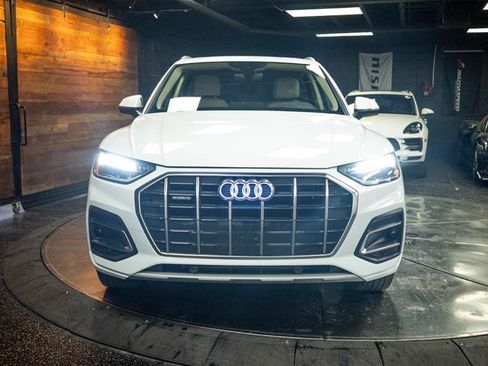 Used 2023 Audi Q5 2.0T Premium w/ Convenience Package AWD/4WD image 4