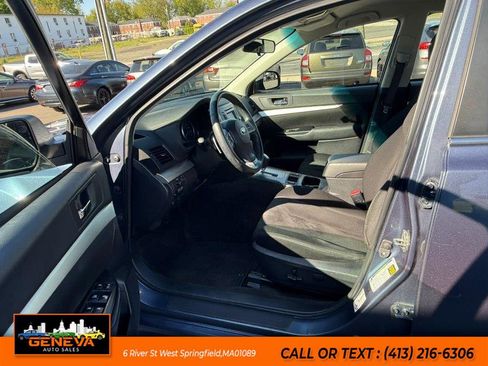 Used 2014 Subaru Legacy 2.5i Premium AWD/4WD image 9