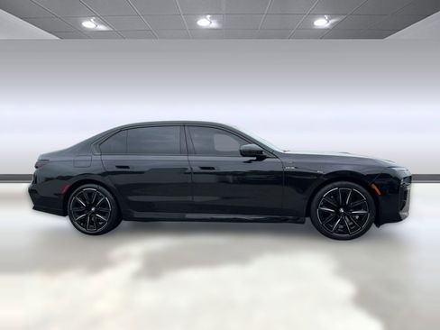 Certified 2023 BMW 740i w/ Parking Assistance Package RWD image 7