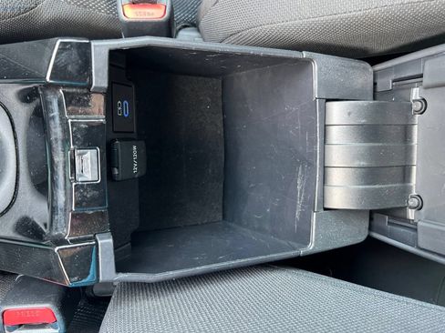 Used 2022 Toyota Corolla SE FWD image 23