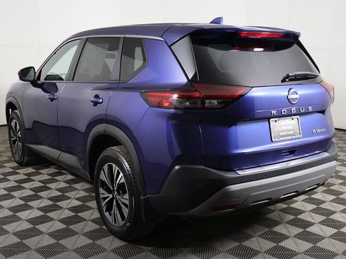 Used 2023 Nissan Rogue SV image 7