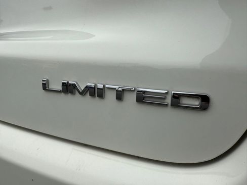 Used 2020 Jeep Compass Limited image 4