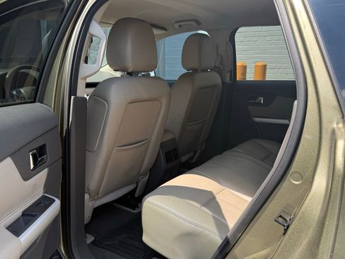 Used 2013 Ford Edge Limited w/ Driver Entry Pkg FWD image 22