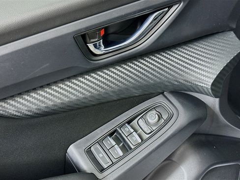 Used 2023 Subaru Ascent Premium w/ Convenience Package image 15