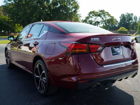 Used 2023 Nissan Altima 2.5 SR AWD/4WD image 3