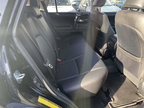 Used 2022 Toyota 4Runner TRD Off-Road Premium image 45