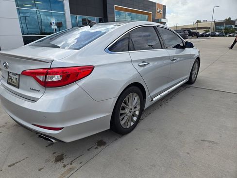 Used 2015 Hyundai Sonata Limited w/ Option Group 06 FWD image 3