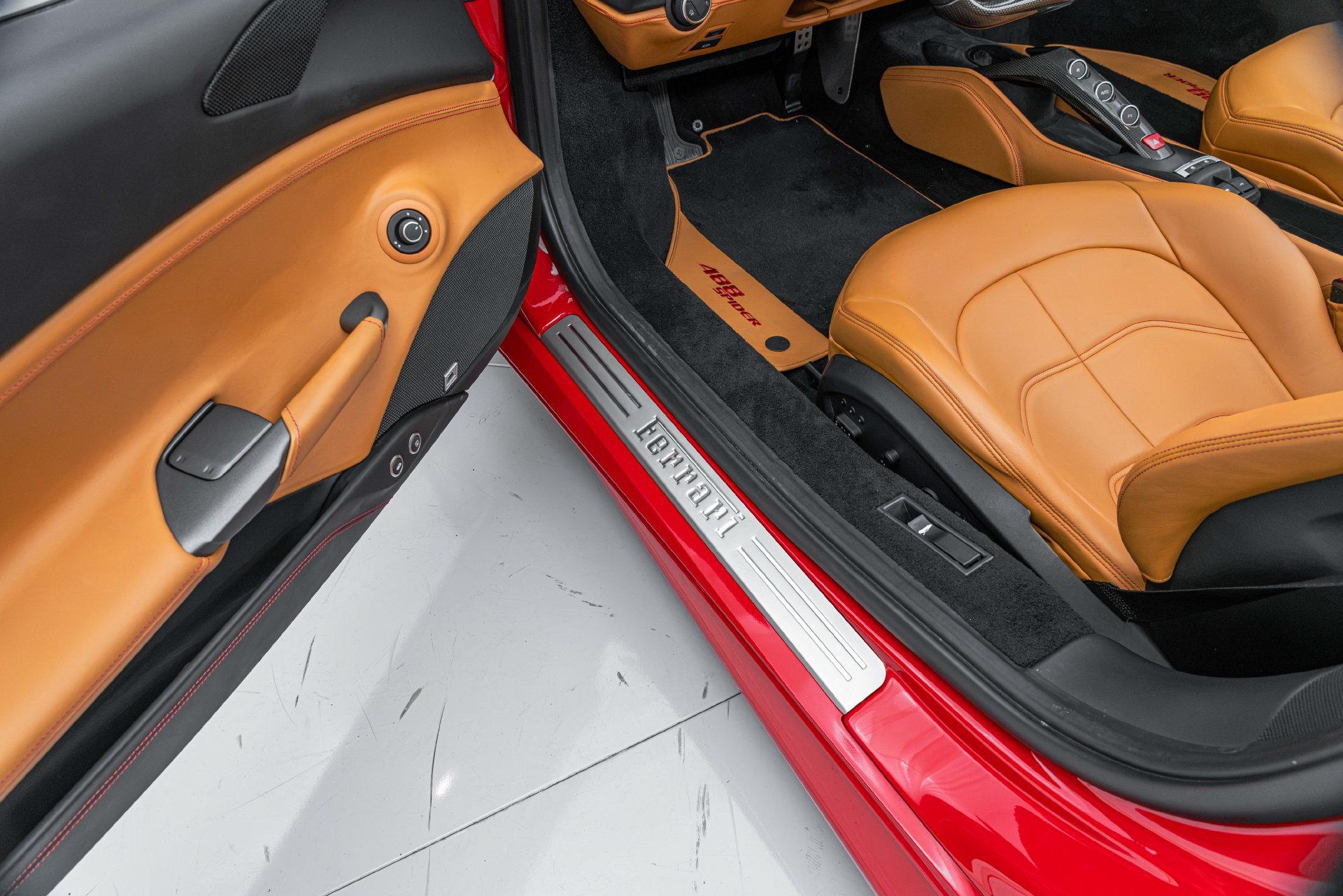 Certified 2018 Ferrari 488 Spider RWD image 36