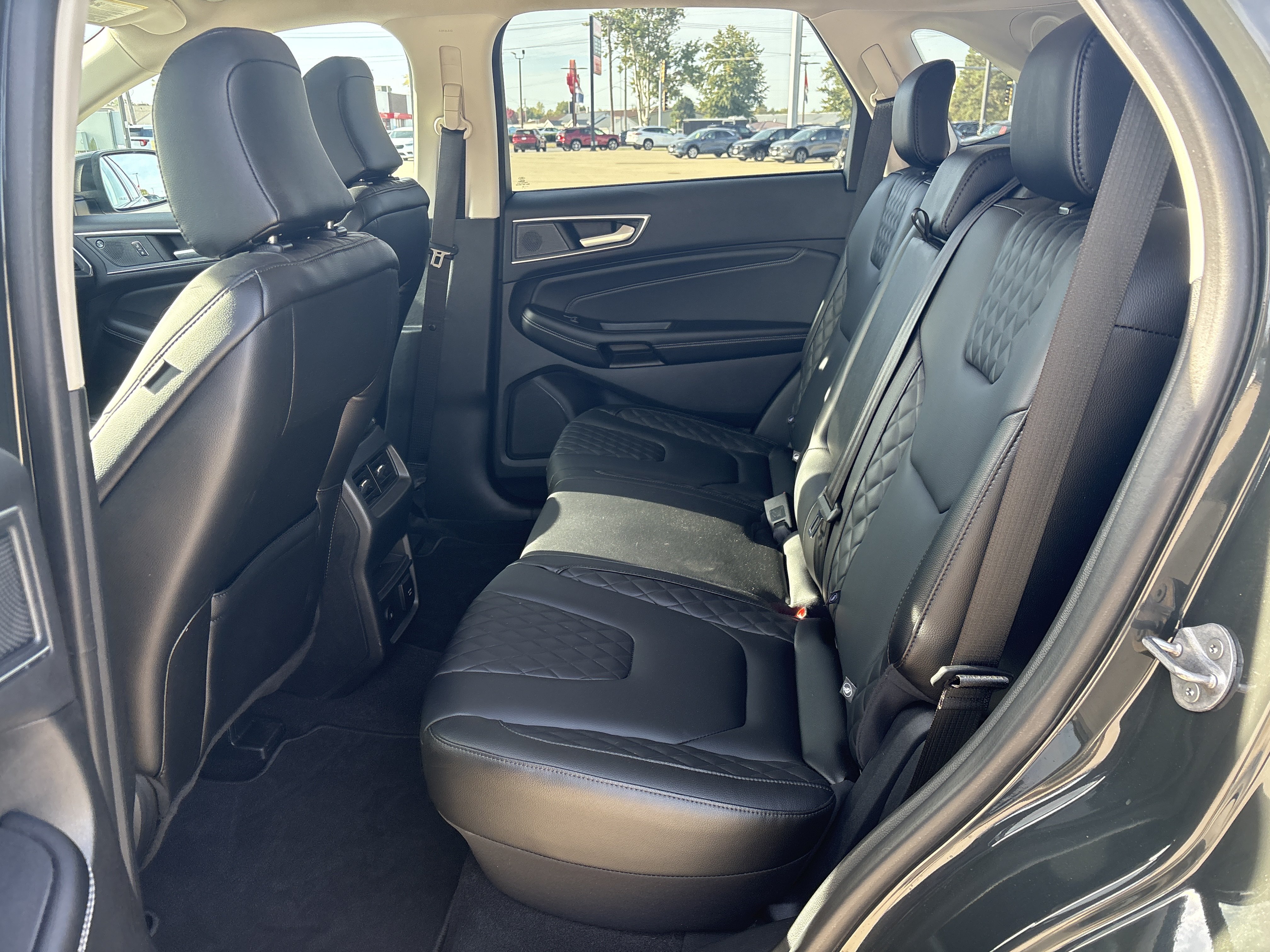 Used 2024 Ford Edge Titanium AWD/4WD image 8