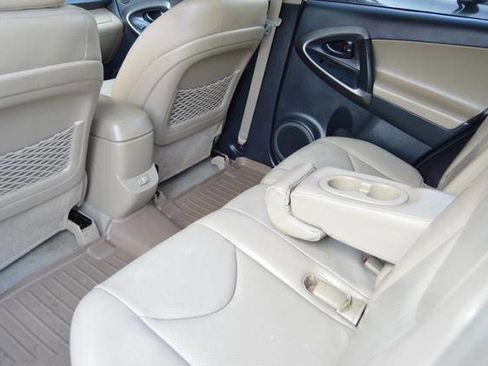 Used 2012 Toyota RAV4 Limited image 29