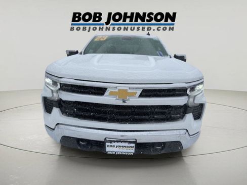 Used 2023 Chevrolet Silverado 1500 LT AWD/4WD image 8
