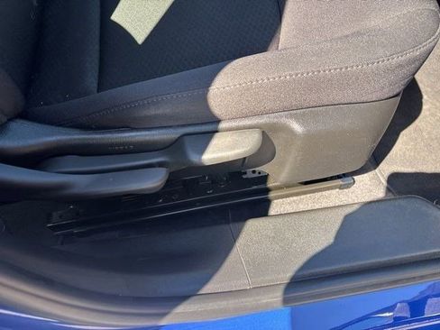 Used 2023 Chevrolet Malibu RS image 38