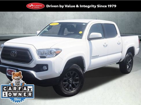 Used 2023 Toyota Tacoma SR5 AWD/4WD image 1