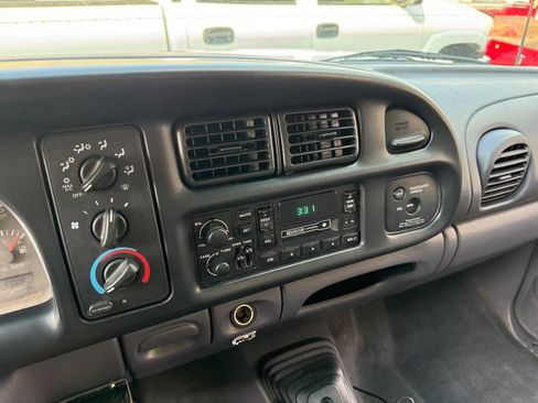 Used 1998 Dodge Ram 3500 Truck 4x4 Regular Cab image 16