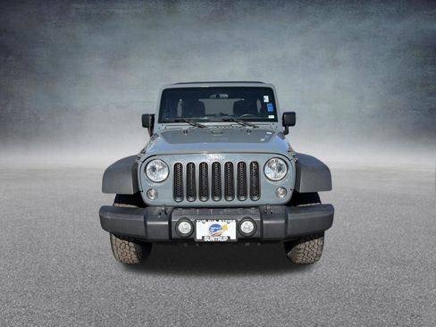 Used 2015 Jeep Wrangler Unlimited Sport w/ Connectivity Group image 9