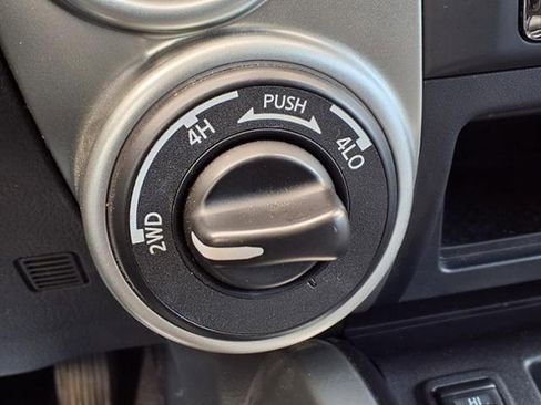 Certified 2021 Nissan Titan SV w/ SV Convenience Package image 30