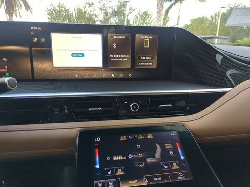 New 2026 INFINITI QX80 Luxe image 28