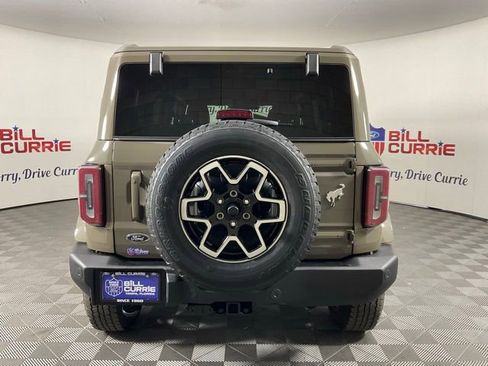 New 2025 Ford Bronco Outer Banks image 4