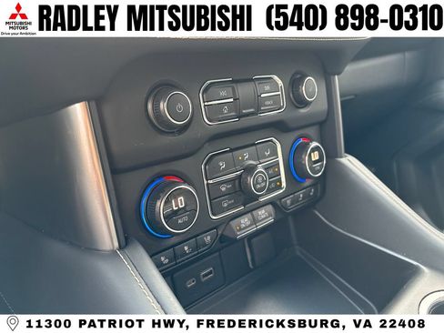 Used 2021 Chevrolet Tahoe Premier AWD/4WD image 11