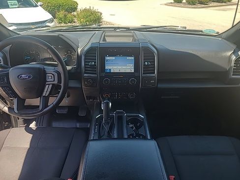 Used 2018 Ford F150 XLT w/ Equipment Group 302A Luxury AWD/4WD image 13