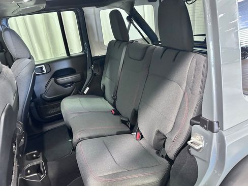 New 2026 Jeep Wrangler Unlimited Rubicon image 19