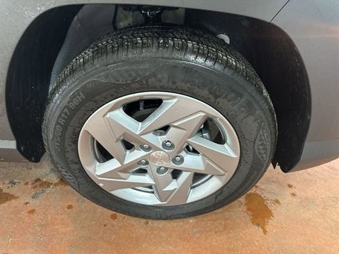 New 2026 Hyundai Kona SE image 10