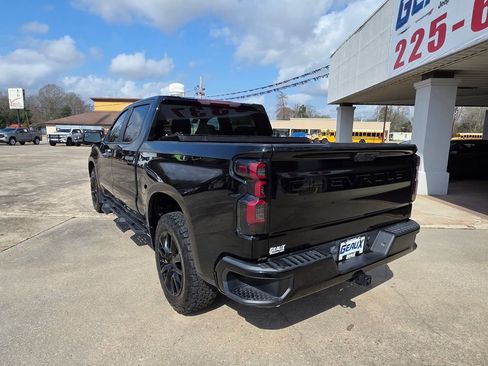 Used 2022 Chevrolet Silverado 1500 Custom image 3